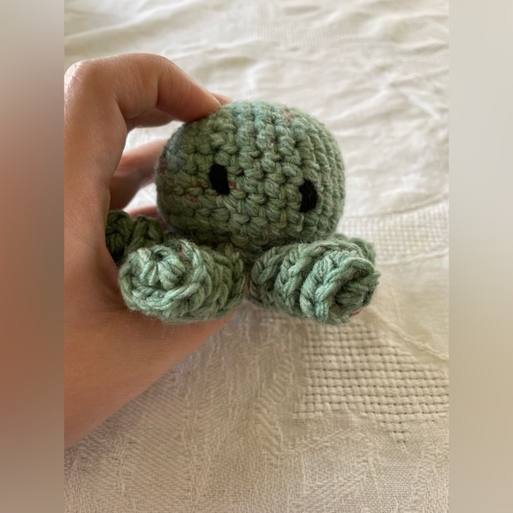 Crochet Octopus - Picture 3 of 7